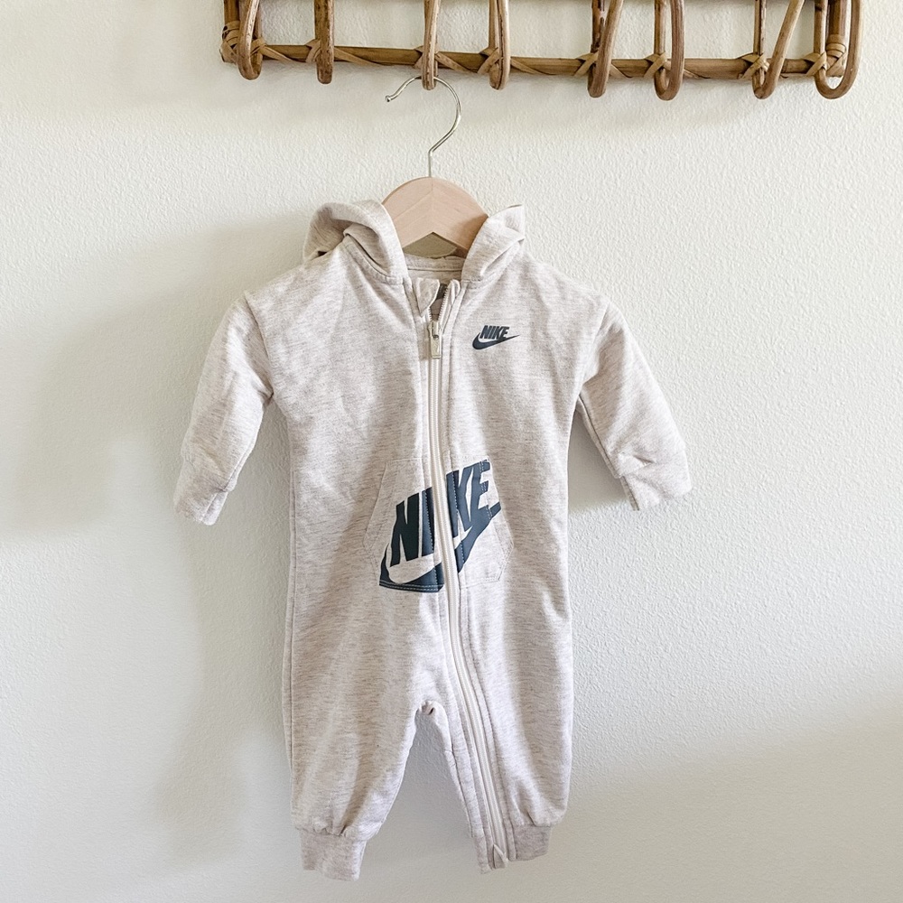 Nike 6 months